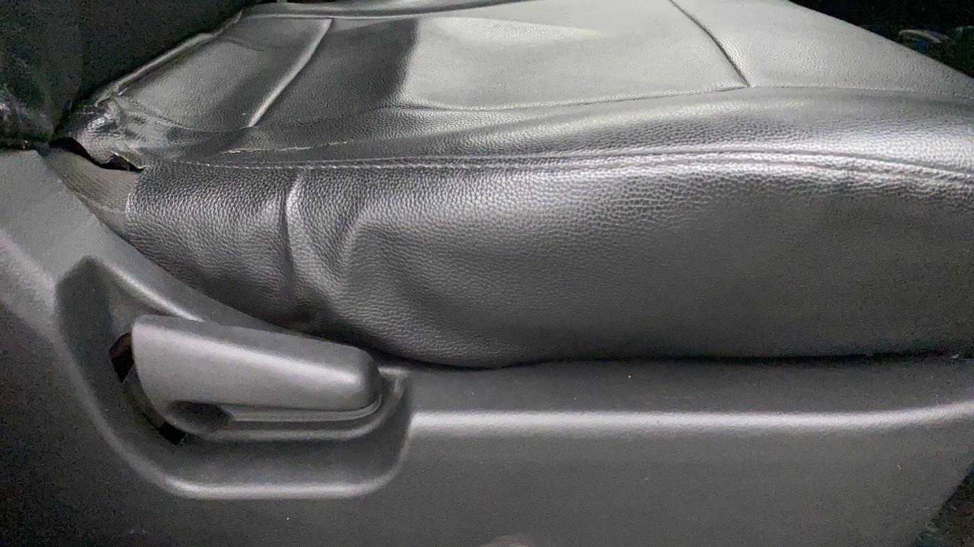 2014 Maruti Wagon R 1.0 LXI CNG, CNG, Manual, 96,139 km, Driver Side Adjustment Panel