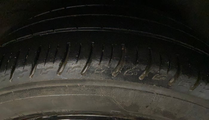 2020 Tata ALTROZ XT PETROL, Petrol, Manual, 47,402 km, Left Rear Tyre Tread