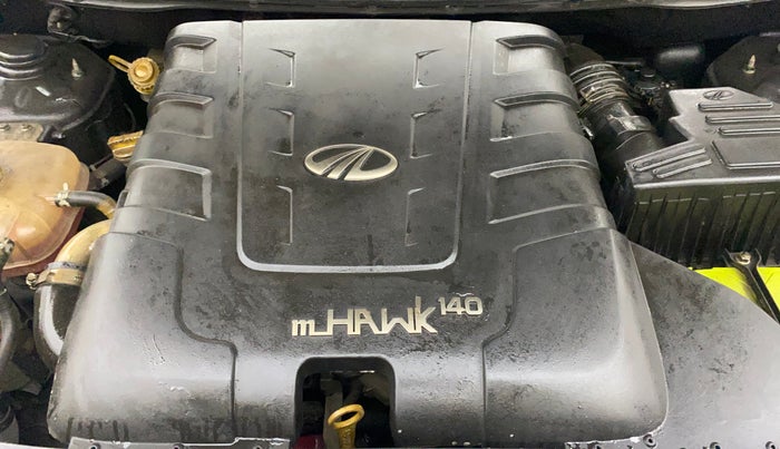 2017 Mahindra XUV500 W10 AT, Diesel, Automatic, 78,236 km, Engine View