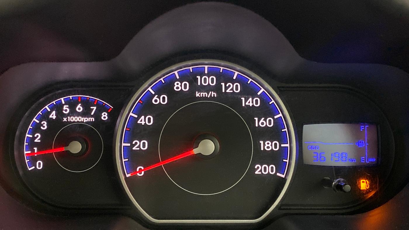 2016 Hyundai i10 MAGNA 1.1, Petrol, Manual, 36,198 km, Odometer Image