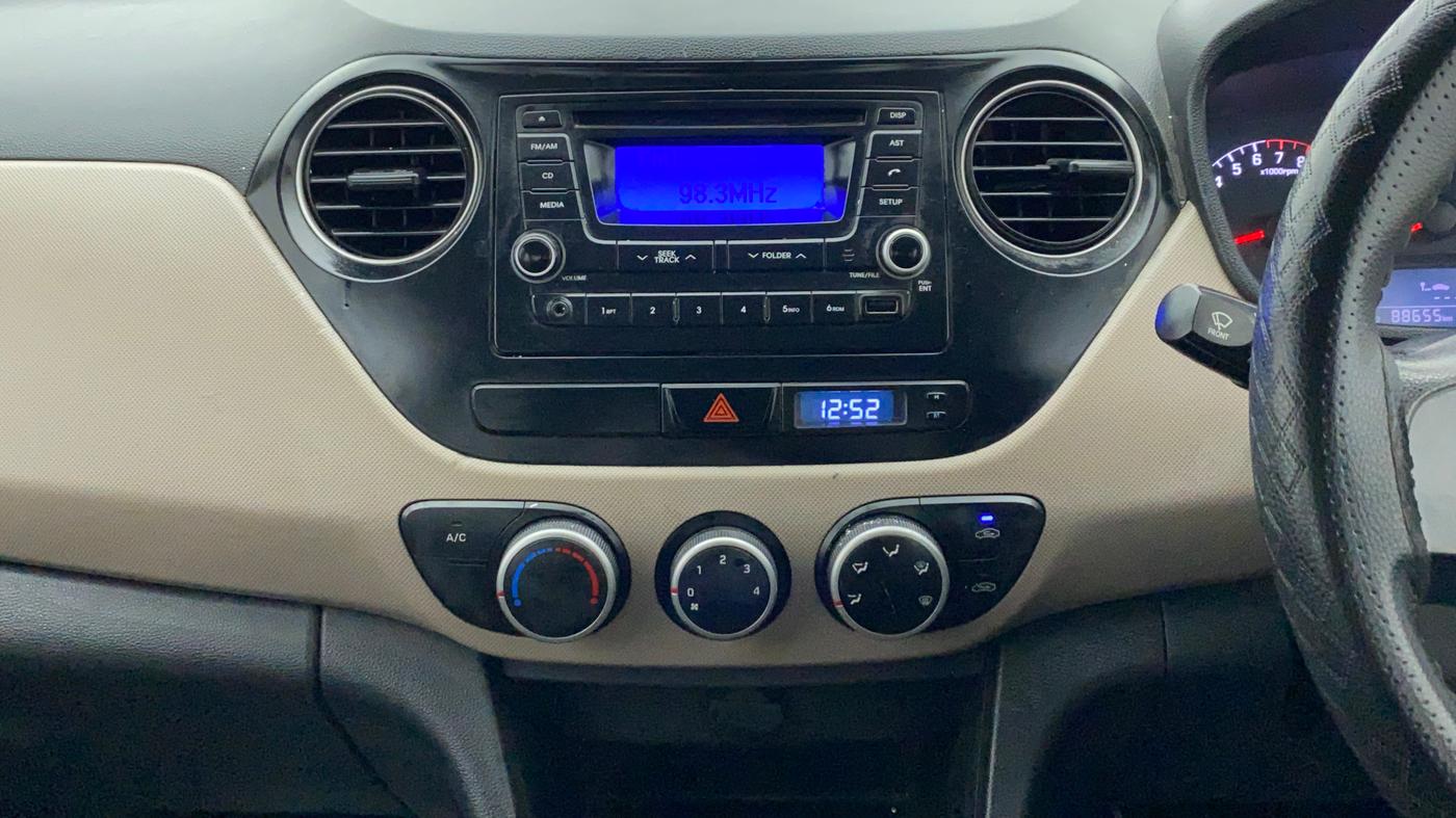 2014 Hyundai Xcent BASE 1.2, Petrol, Manual, 88,916 km, Air Conditioner