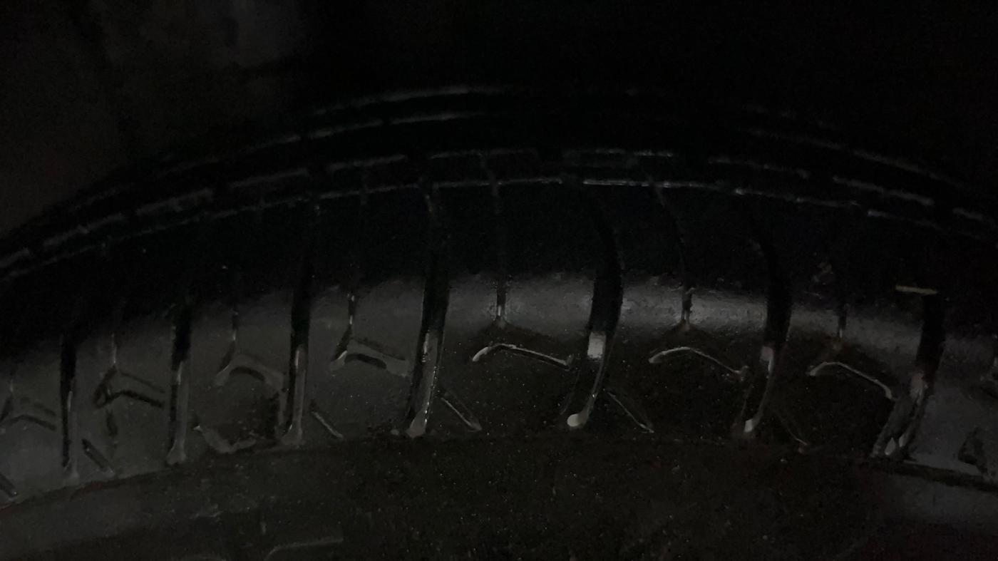 2023 Maruti New Wagon-R VXI 1.0, CNG, Manual, 39,021 km, Right Rear Tyre Tread