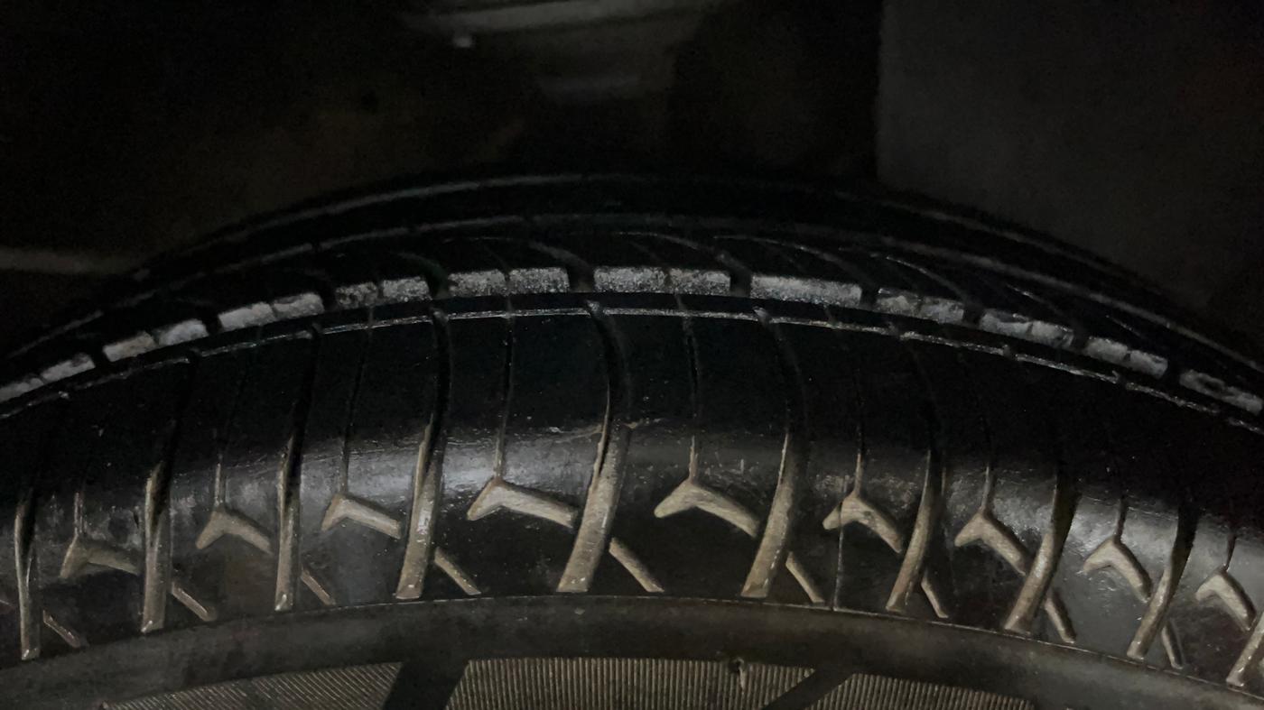 2023 Maruti New Wagon-R VXI 1.0, CNG, Manual, 39,021 km, Right Front Tyre Tread