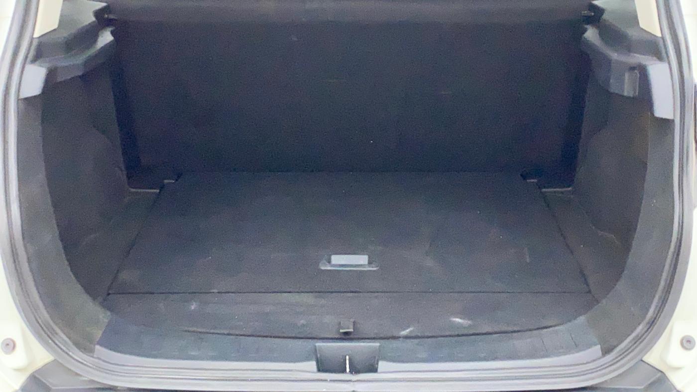 2019 Tata Harrier XT 2.0L KRYOTEC, Diesel, Manual, 65,980 km, Boot Inside