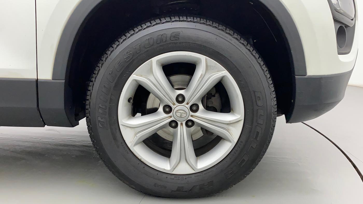 2019 Tata Harrier XT 2.0L KRYOTEC, Diesel, Manual, 65,980 km, Right Front Wheel
