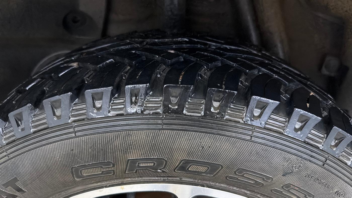2017 Renault Duster RXS CVT, Petrol, Automatic, 56,055 km, Right Rear Tyre Tread