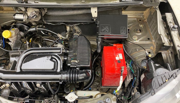 2016 Renault Kwid RXT 1.0, Petrol, Manual, 40,521 km, Engine View - Left