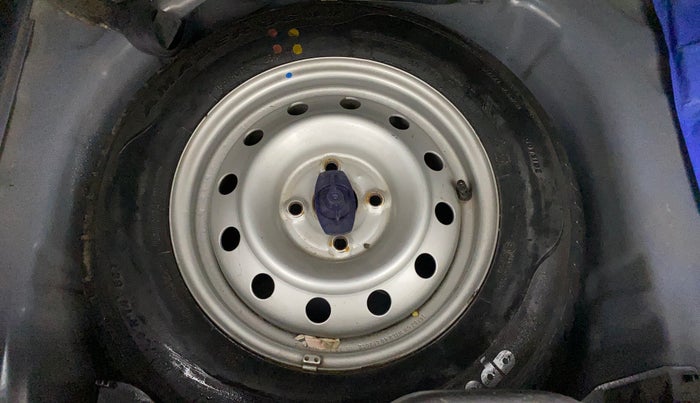 2019 Maruti Swift LXI, Petrol, Manual, 50,048 km, Spare Tyre