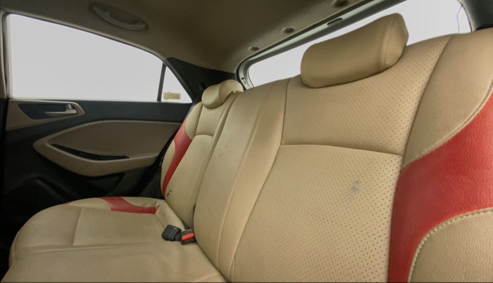 2015 Hyundai Elite i20 ASTA 1.2, Petrol, Manual, 53,516 km, Right Side Rear Door Cabin