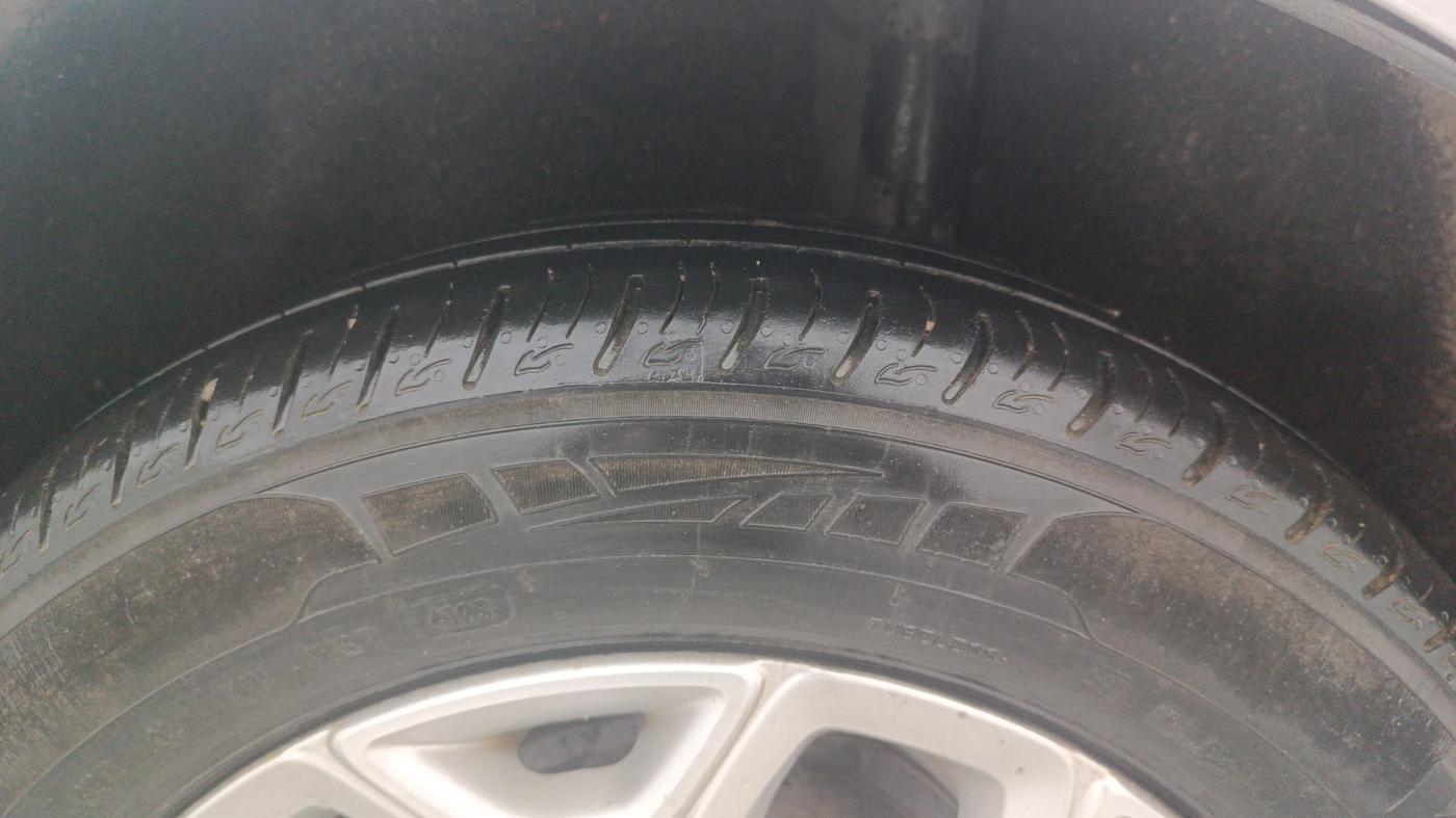 2017 Ford Ecosport TITANIUM+ 1.0L ECOBOOST, Petrol, Manual, 85,259 km, Left Rear Tyre Tread