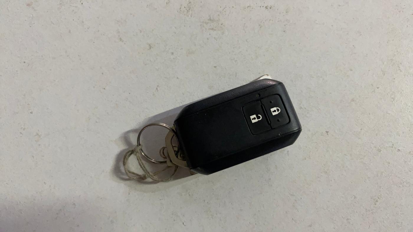 2023 Maruti Grand Vitara ALPHA SMART HYBRID, Petrol, Manual, 75,164 km, Key Close Up
