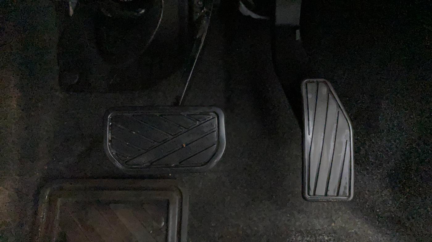 2019 Maruti IGNIS ZETA 1.2 AMT, Petrol, Automatic, 25,655 km, Pedals
