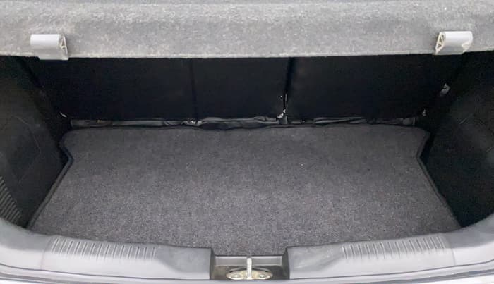 2019 Maruti IGNIS ZETA 1.2 AMT, Petrol, Automatic, 25,655 km, Boot Inside