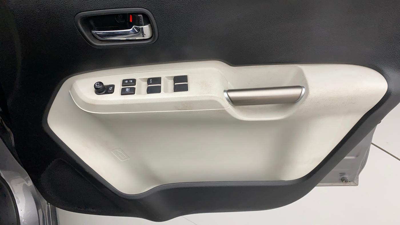 2019 Maruti IGNIS ZETA 1.2 AMT, Petrol, Automatic, 25,655 km, Driver Side Door Panels Control