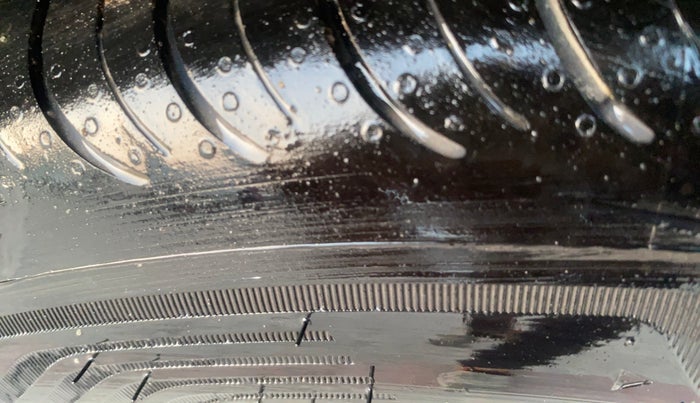 2025 KIA SYROS  HTX 1.0 Turbo 6MT, Petrol, Manual, 2,598 km, Left Rear Tyre Tread