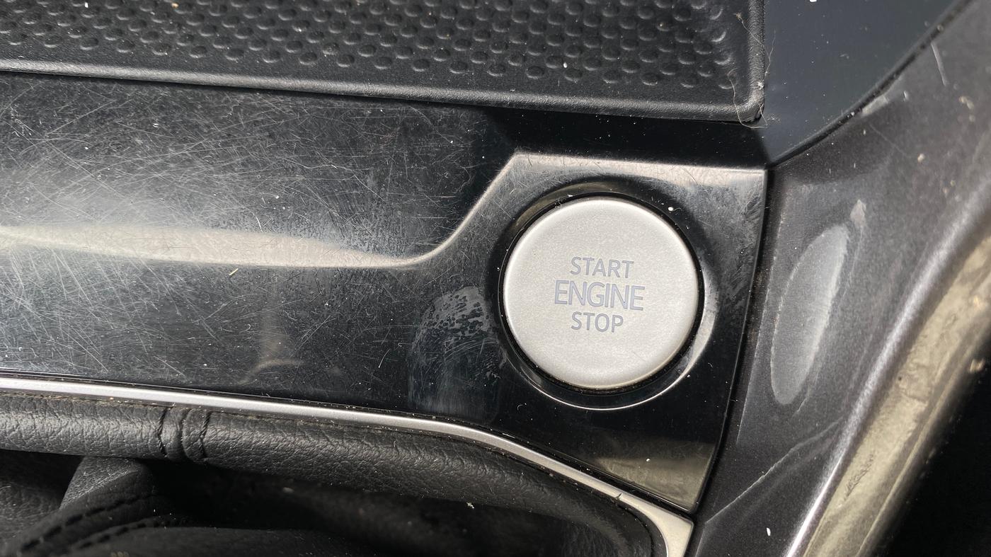 2023 Volkswagen TAIGUN TOPLINE 1.0 TSI AT, Petrol, Automatic, 32,733 km, Keyless Start/ Stop Button