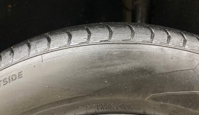 2016 Ford Ecosport TITANIUM 1.5L DIESEL, Diesel, Manual, 86,474 km, Left Rear Tyre Tread