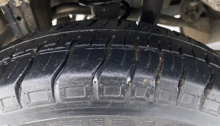 2017 Maruti Alto 800 LXI, Petrol, Manual, 40,058 km, Right Rear Tyre Tread