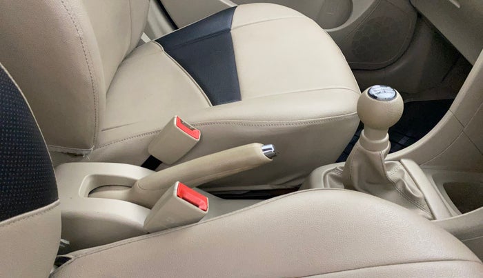 2014 Maruti Swift Dzire VXI, Petrol, Manual, 29,233 km, Gear Lever