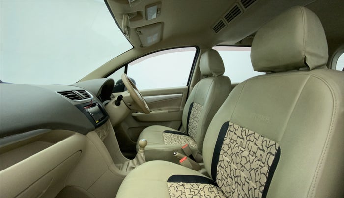 2012 Maruti Ertiga ZXI, Petrol, Manual, 39,429 km, Right Side Front Door Cabin