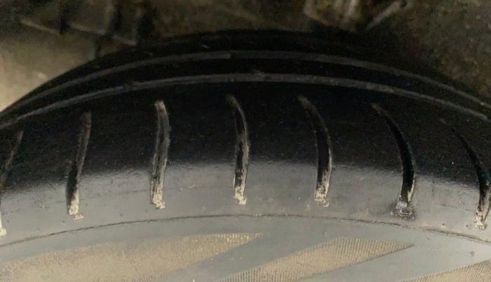 2014 Tata Zest XMS PETROL, Petrol, Manual, 91,864 km, Right Rear Tyre Tread