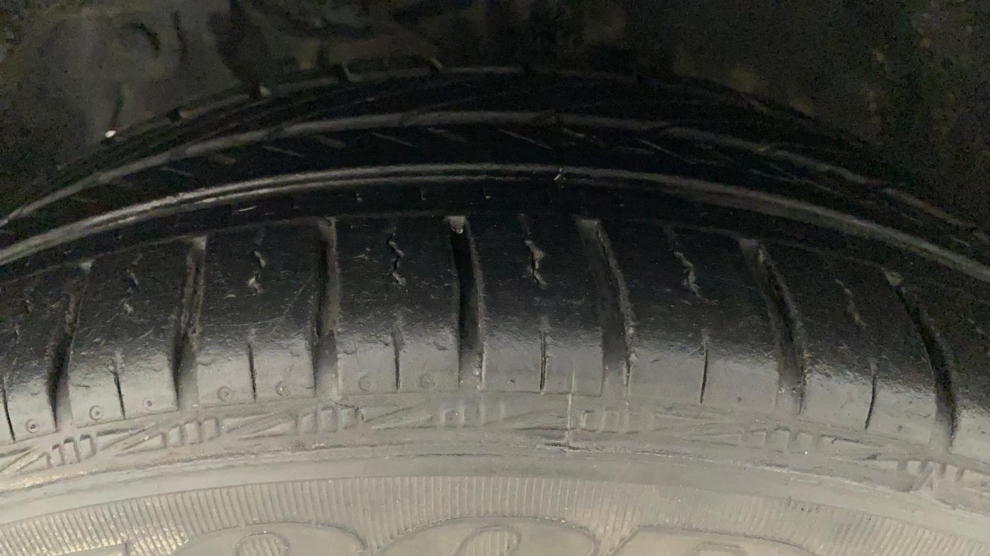 2014 Tata Zest XMS PETROL, Petrol, Manual, 91,864 km, Left Front Tyre Tread