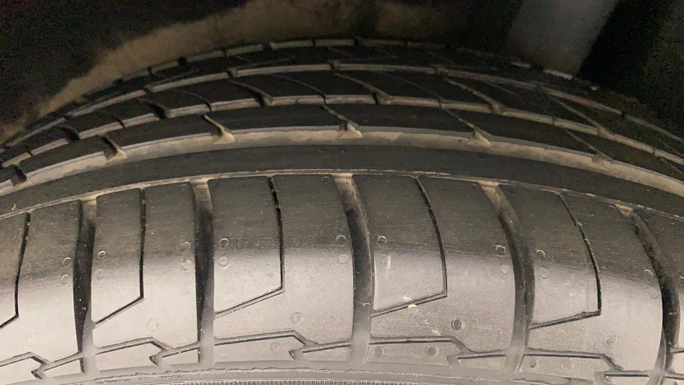 2016 Maruti Baleno ZETA CVT PETROL 1.2, Petrol, Automatic, 45,440 km, Left Rear Tyre Tread