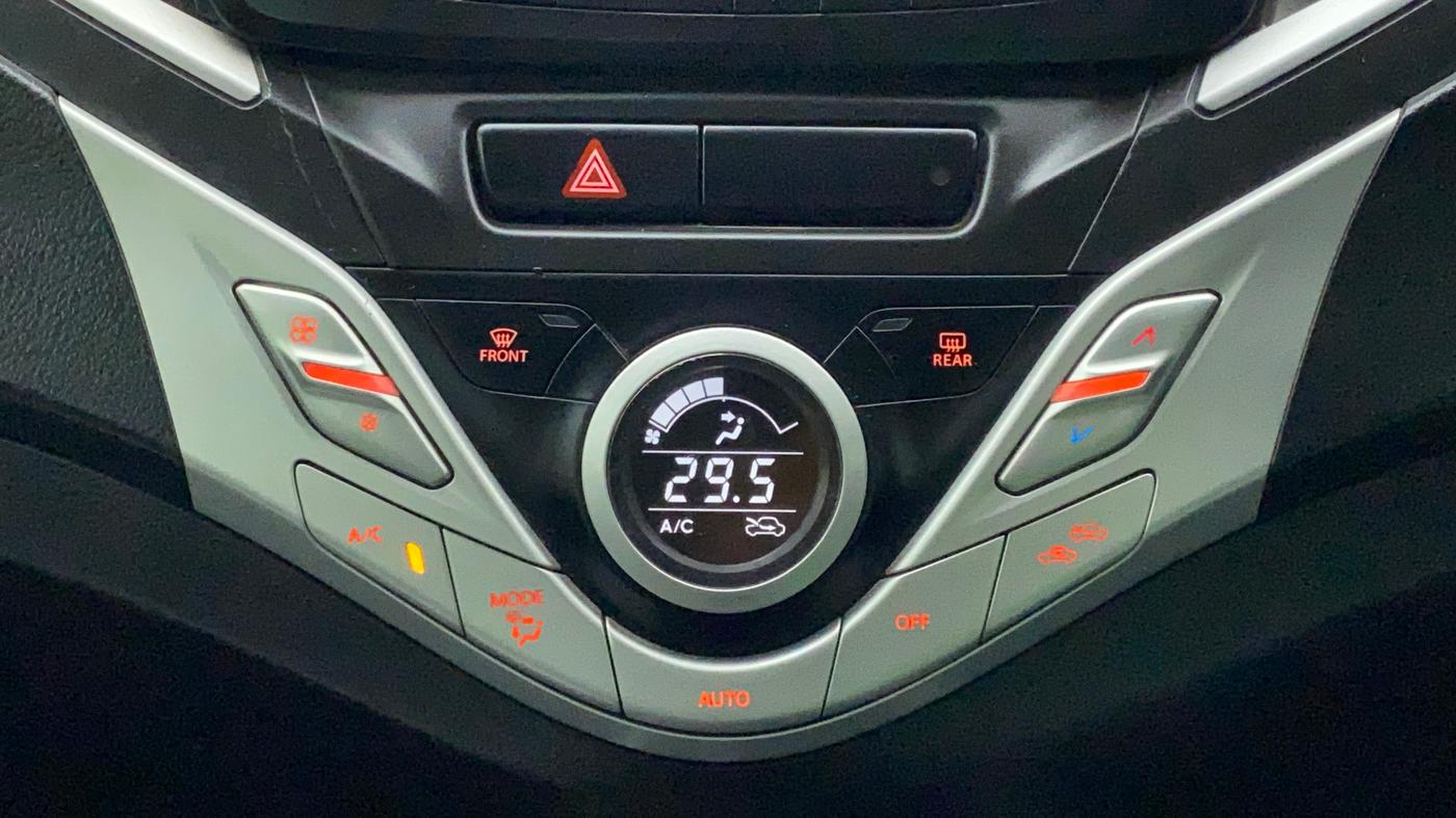 2016 Maruti Baleno ZETA CVT PETROL 1.2, Petrol, Automatic, 45,440 km, Automatic Climate Control