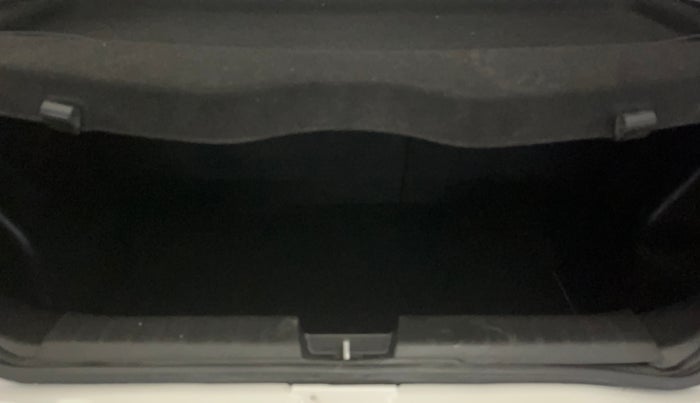 2016 Maruti Baleno DELTA PETROL 1.2, Petrol, Manual, 32,245 km, Boot Inside