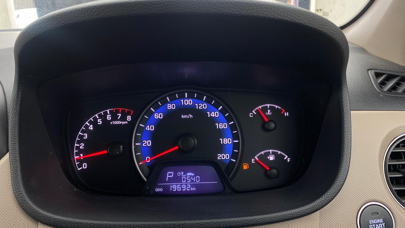 2015 Hyundai Xcent SX AT 1.2 (O), Petrol, Automatic, 19,691 km, Odometer Image