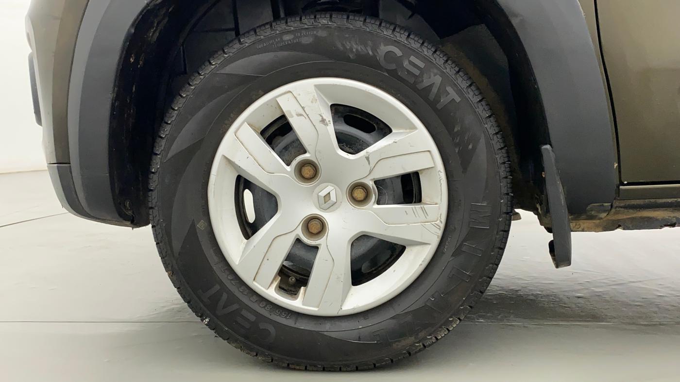 2018 Renault Kwid RXL, Petrol, Manual, 26,779 km, Left Front Wheel