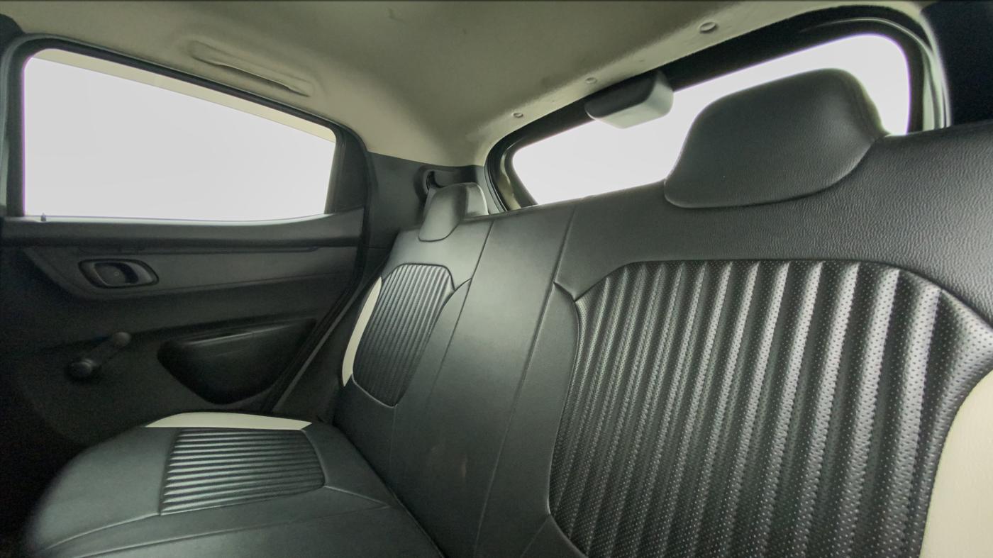 2018 Renault Kwid RXL, Petrol, Manual, 26,779 km, Right Side Rear Door Cabin