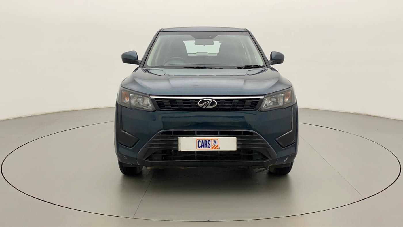 2020 Mahindra XUV300 W4 1.2 PETROL, Petrol, Manual, 43,684 km, Front