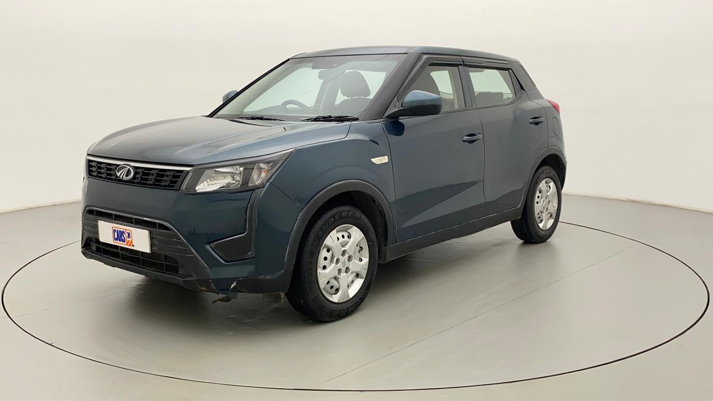 2020 Mahindra XUV300 W4 1.2 PETROL, Petrol, Manual, 43,684 km, Left Front Diagonal