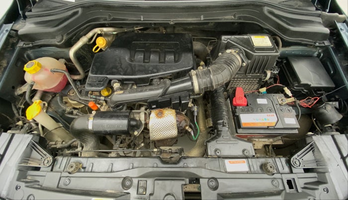 2020 Mahindra XUV300 W4 1.2 PETROL, Petrol, Manual, 43,684 km, Open Bonet