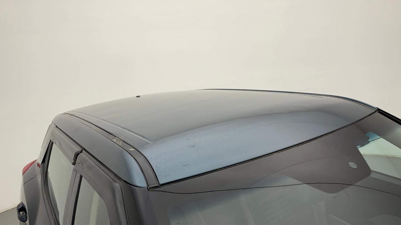 2020 Mahindra XUV300 W4 1.2 PETROL, Petrol, Manual, 43,684 km, Roof