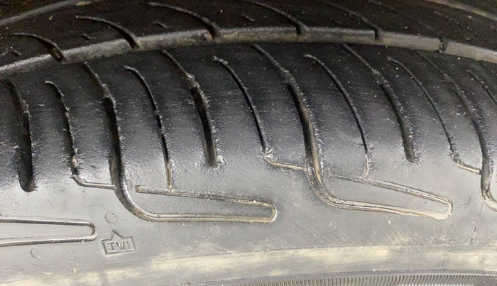 2018 Maruti Celerio ZXI (O), Petrol, Manual, 93,706 km, Right Front Tyre Tread