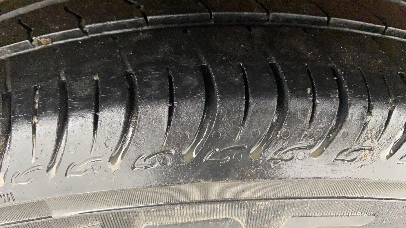 2018 Maruti Celerio ZXI (O), Petrol, Manual, 93,746 km, Right Rear Tyre Tread