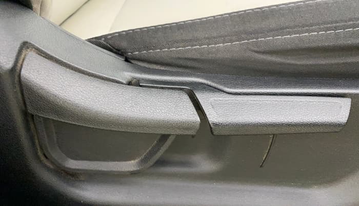 2021 Hyundai Creta SX AT 1.5 DIESEL, Diesel, Automatic, 98,222 km, Driver Side Adjustment Panel