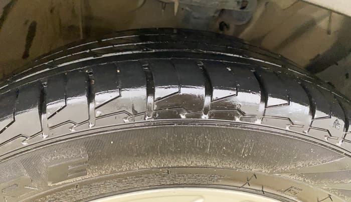 2021 Hyundai Creta SX AT 1.5 DIESEL, Diesel, Automatic, 98,222 km, Right Front Tyre Tread
