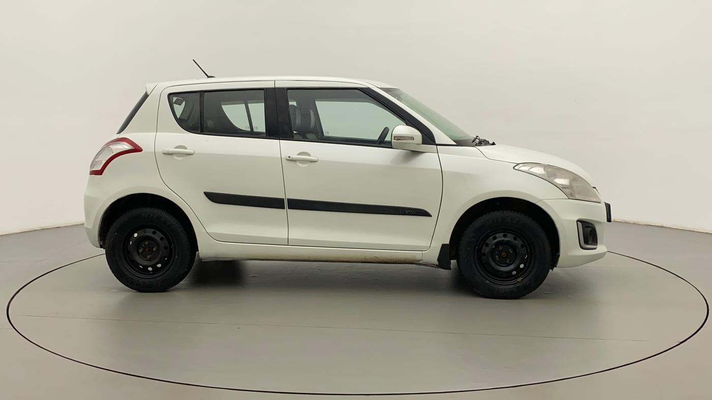 2016 Maruti Swift VXI, CNG, Manual, 67,782 km, Right Side View