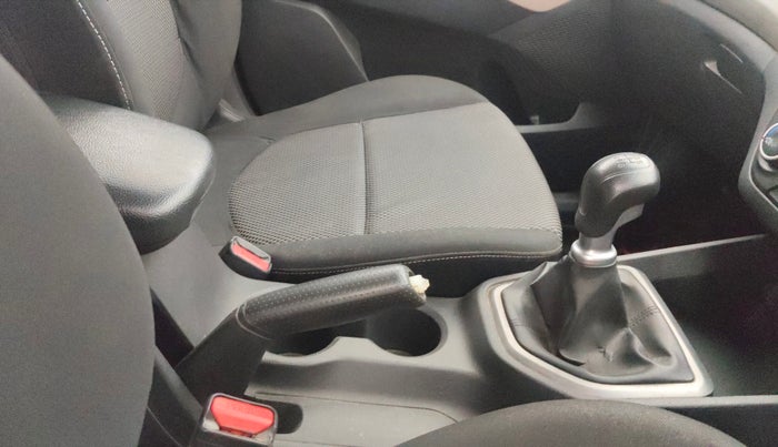 2015 Hyundai Creta BASE 1.6 PETROL, Petrol, Manual, 46,796 km, Gear Lever