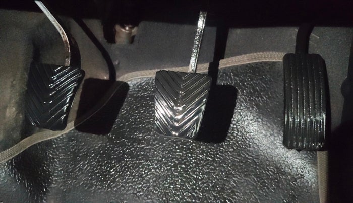 2015 Hyundai Creta BASE 1.6 PETROL, Petrol, Manual, 46,796 km, Pedals