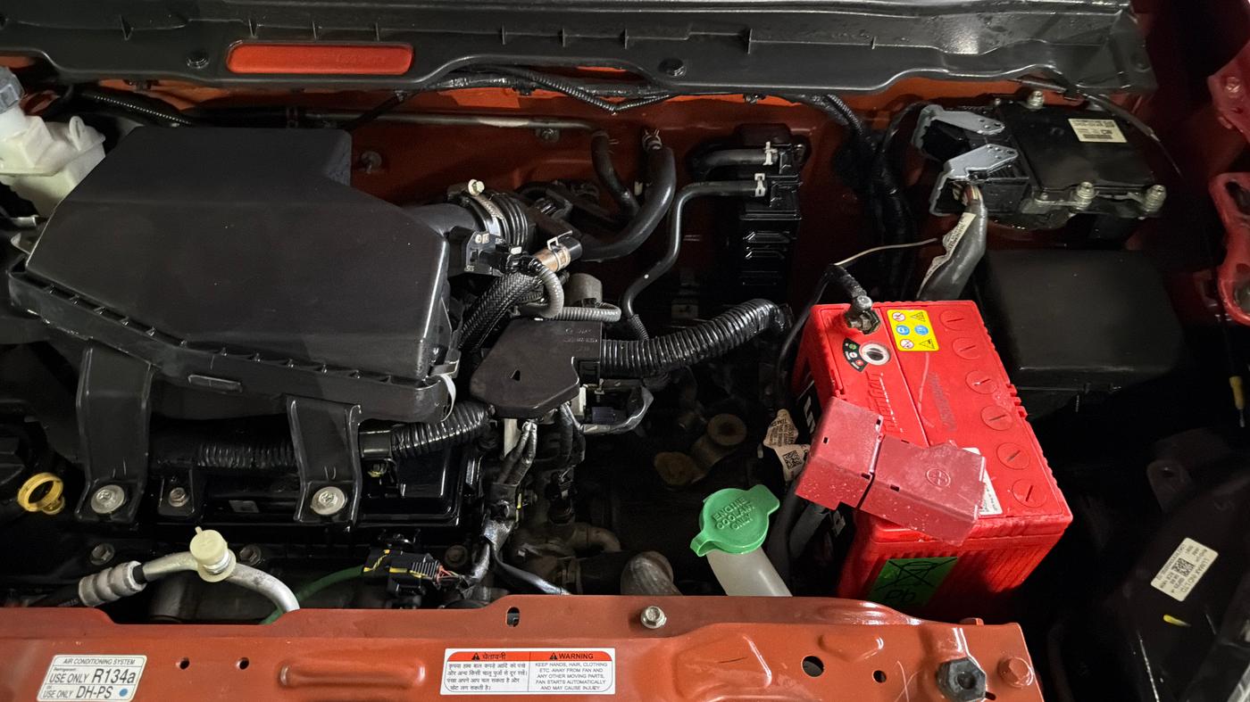 2023 Maruti Alto K10 LXI, Petrol, Manual, 12,550 km, Engine View - Left