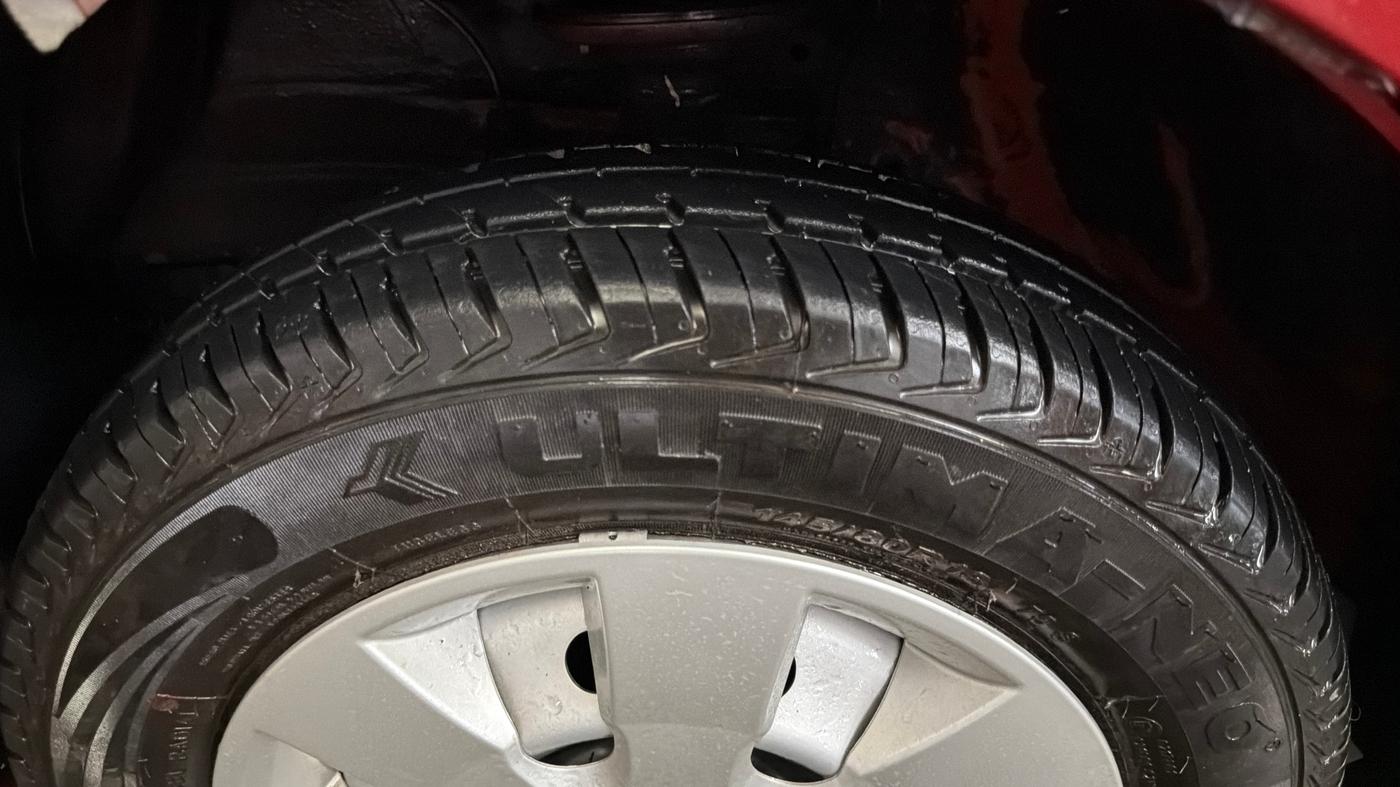 2023 Maruti Alto K10 LXI, Petrol, Manual, 12,550 km, Left Front Tyre Tread