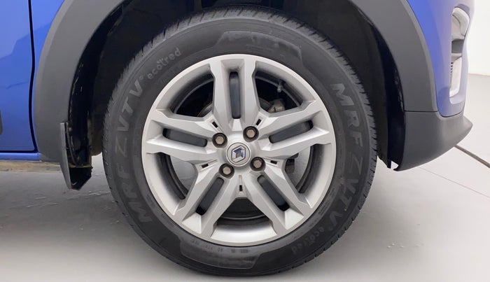 2021 Renault TRIBER RXZ AMT, Petrol, Automatic, 29,257 km, Right Front Wheel