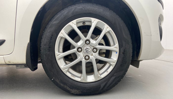 2018 Maruti Swift ZXI AMT, Petrol, Automatic, 23,211 km, Right Front Wheel