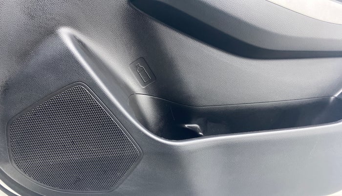 2018 Maruti Swift ZXI AMT, Petrol, Automatic, 23,211 km, Speaker