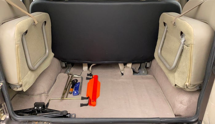 2018 Mahindra Bolero Power+ ZLX Micro Hybrid, Diesel, Manual, 32,377 km, Boot Inside