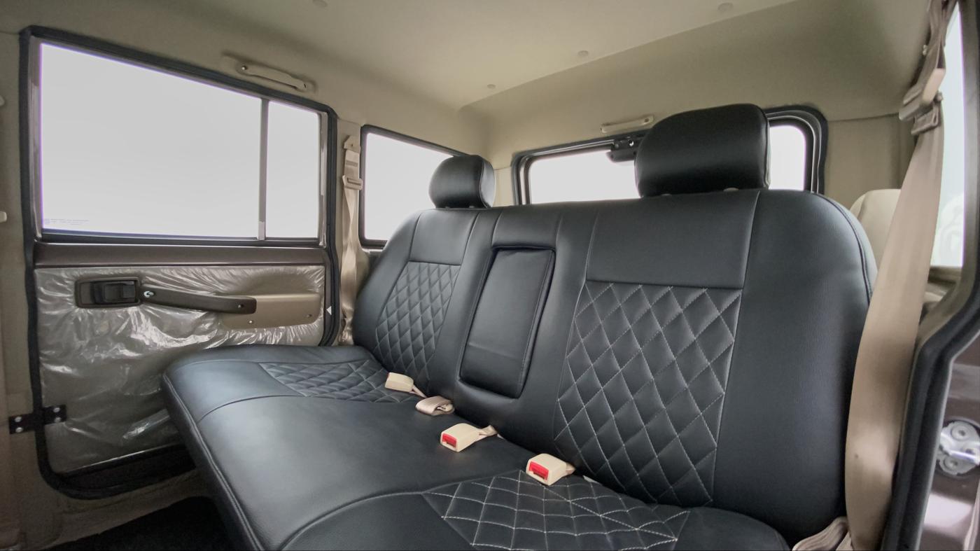 2018 Mahindra Bolero Power+ ZLX Micro Hybrid, Diesel, Manual, 32,377 km, Right Side Rear Door Cabin